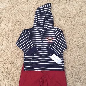 2 piece set by Carter’s